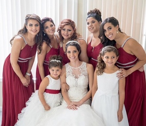 antonia-bridal-party